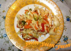 Рецепт салата Витаминный из свежей белокочанной капусты