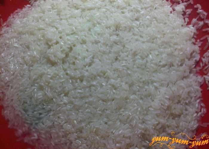 Рис для супа промываем в холодной воде