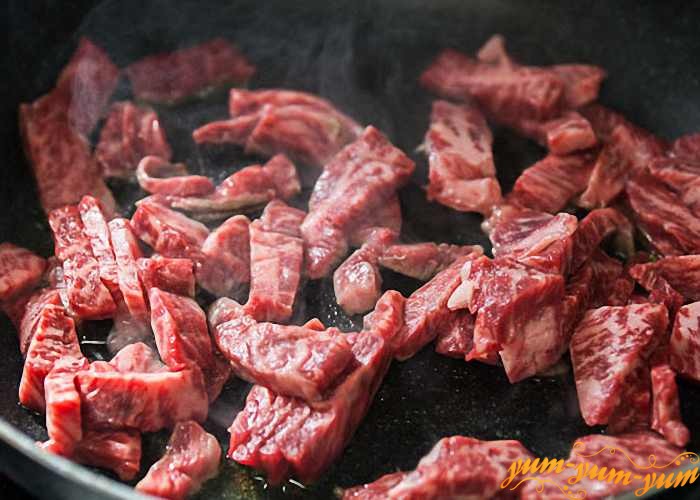 Мясо говядины хорошо обжарить