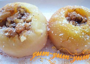 Рецепт печеных яблок с медом и орехами