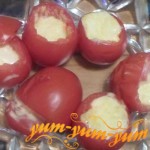 Рецепт помидоров фаршированных сыром с чесноком