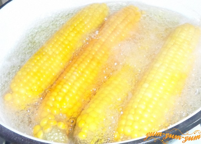 Свежую кукурузу нужно сварить в готовности