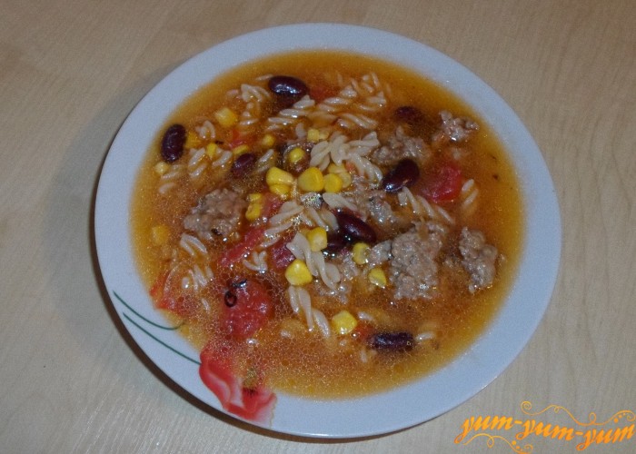 Мексиканский суп с кукурузой подаем к столу